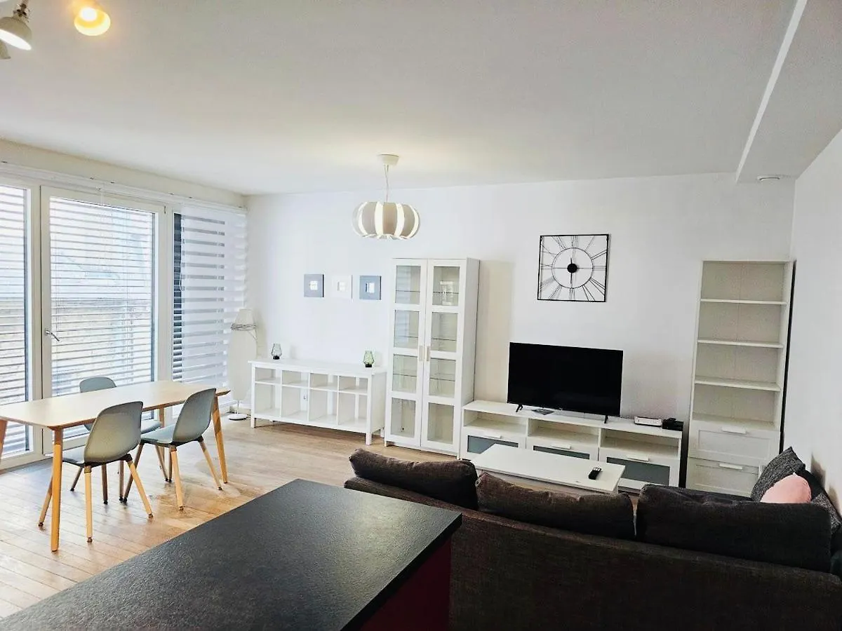Bright And Welcoming 2 Bedrooms In City Center location